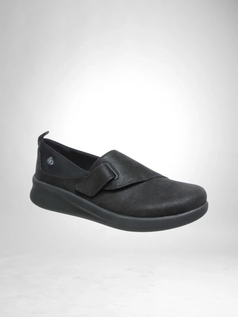 Clarks Women's Sillian 2.0 Ease Slip On Loafer - Picture 1 of 15